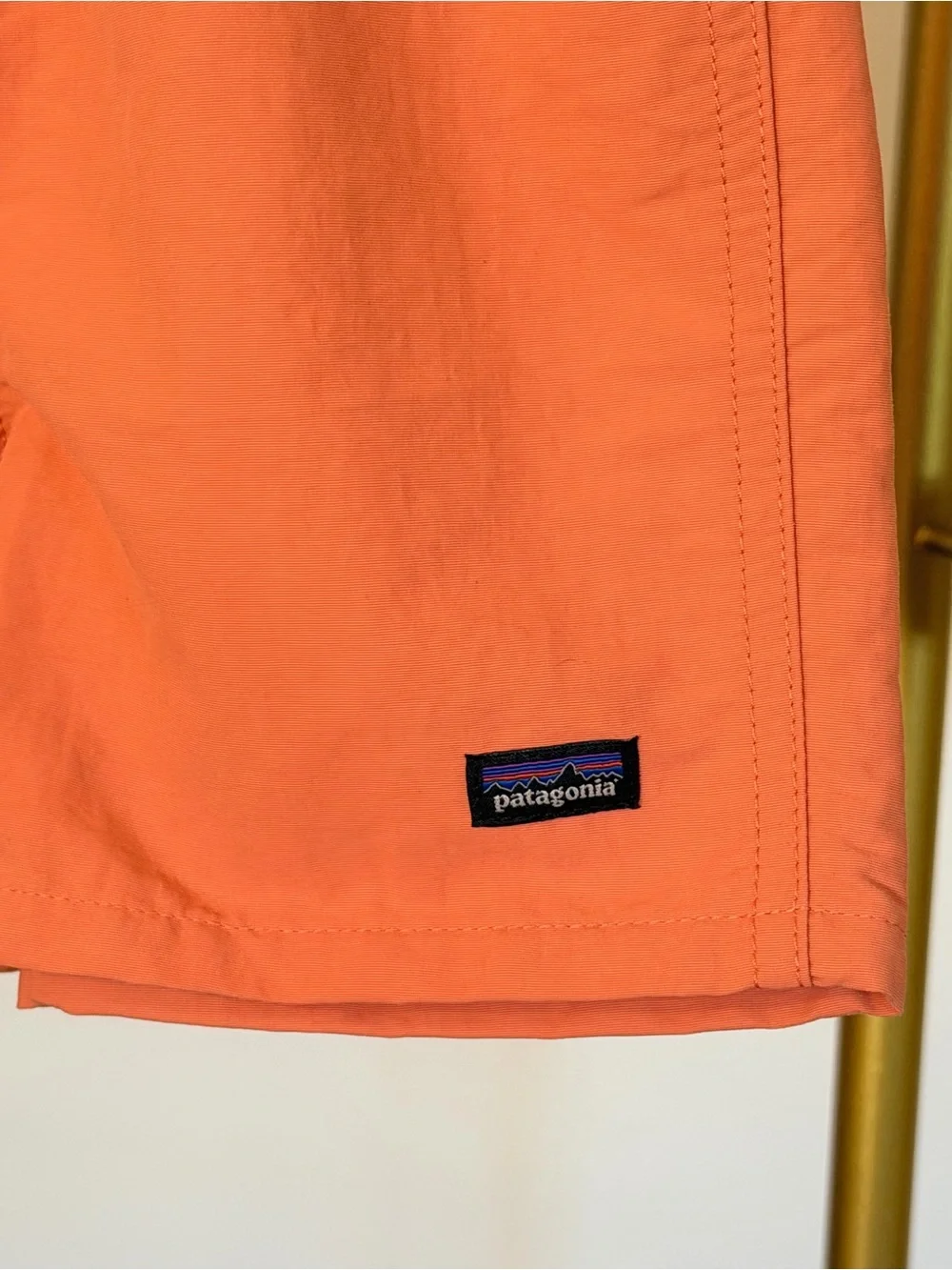 Patagonia Baggies 4” Un-Lined Coral Orange Peel Kids Elastic Waist Shorts